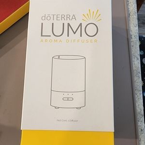 Doterra diffuser and oils